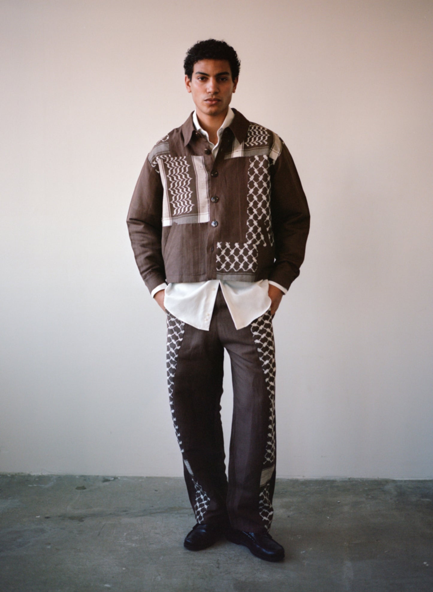 KEFFIYEH MEANDER TROUSERS BROWN